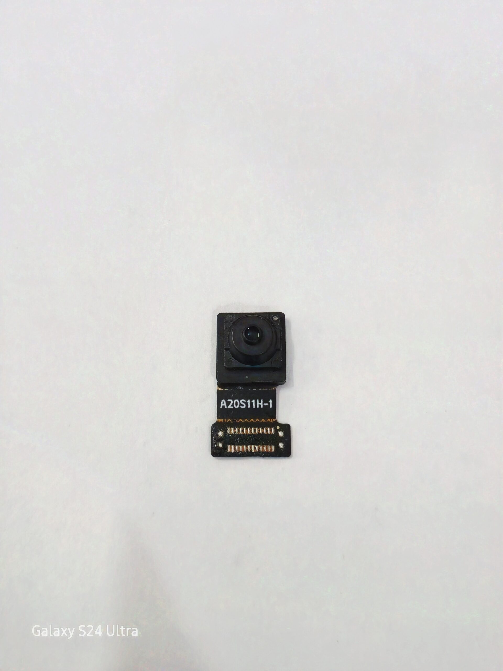 Replacement Front Camera for Moto G84 (5g) 1 Replacement Front Camera for Moto G84 (5g)